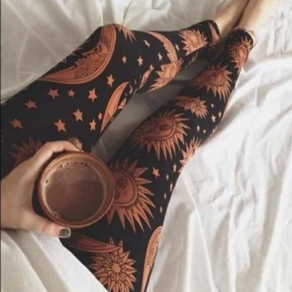 Sun and Moon Leggings Size M